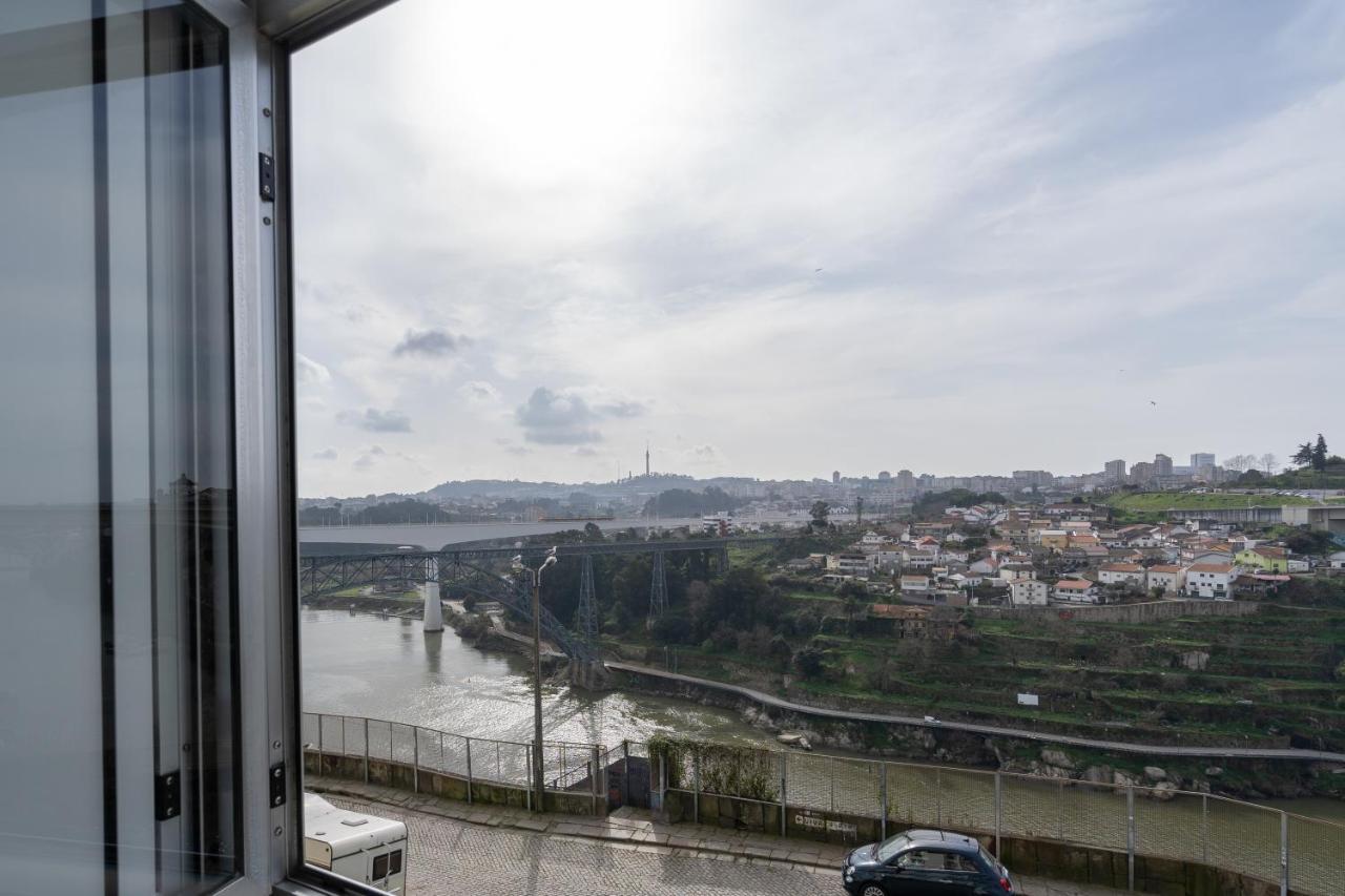 Trendy Flats - Instaworthy River View By Host Wise * Oporto